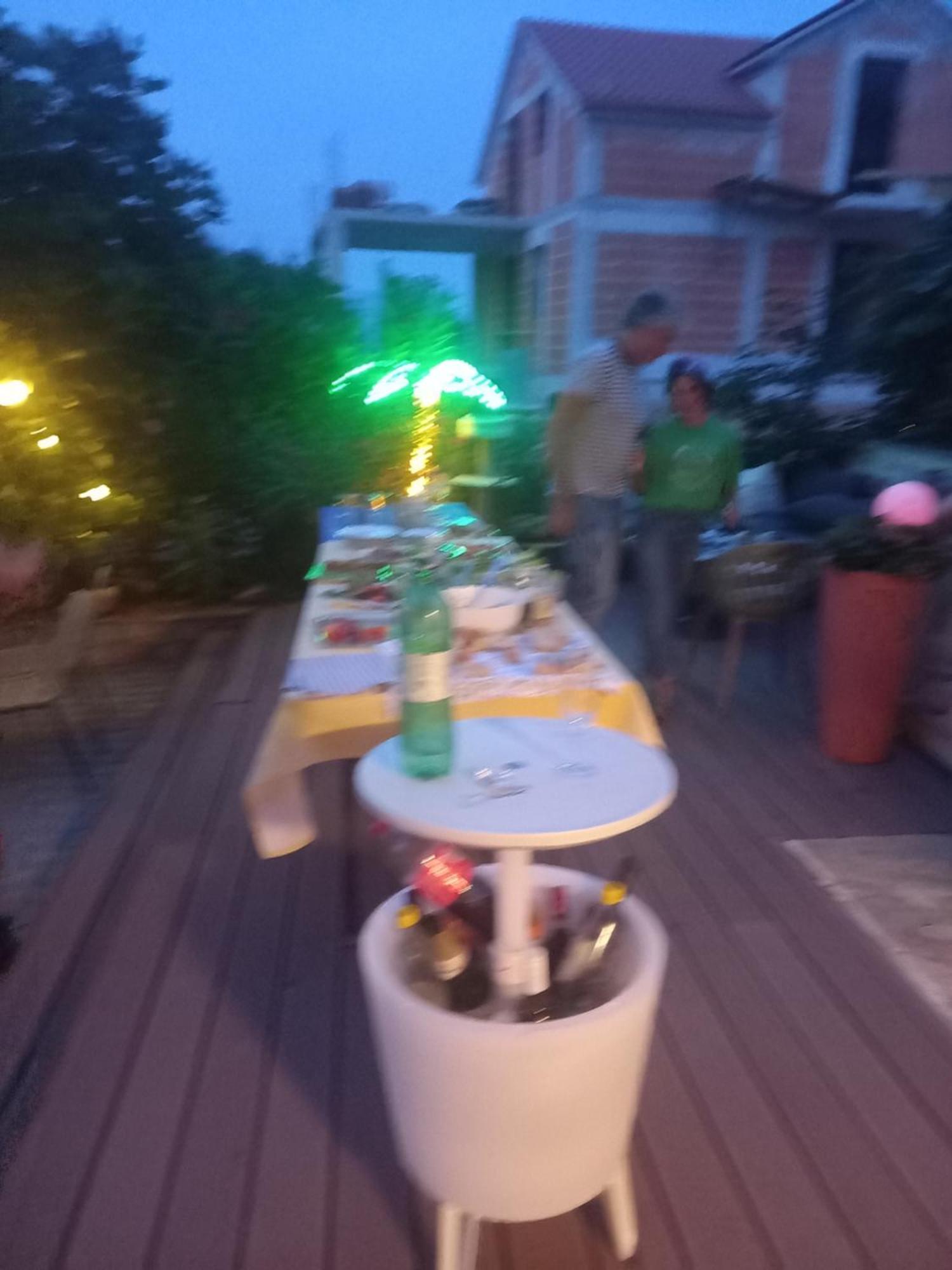 Apartmani Afrodita 수티반 외부 사진